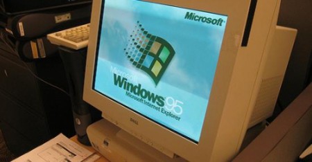 Insólita tecnología en Casa de la Moneda para controlar la producción de billetes EQUIPOS DE HACE 30 AÑOS, WINDOWS 95 Y FALTA DE SEGURIDAD CLAVE