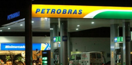 Economia ¿Petrobras (también) se va de la Argentina? LA PREOCUPANTE CAÍDA DE RESERVAS ENERGÉTICAS