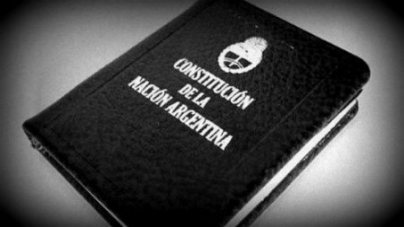 Carta de Lectores Nos no, ellos LA LETRA CHICA DE LA CONSTITUCIÓN NACIONAL